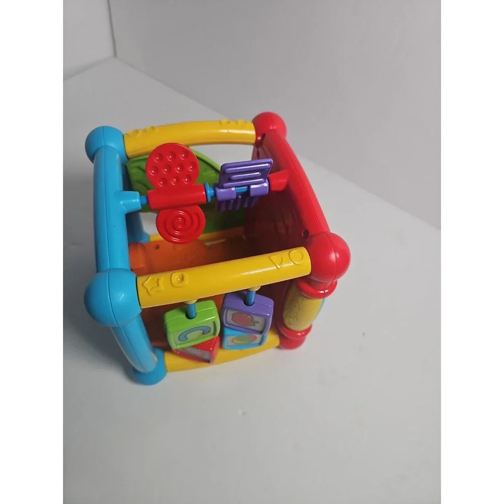 VTech Busy Learners Activity Cube Baby Toddler Educational Sensory WORKS GREAT!